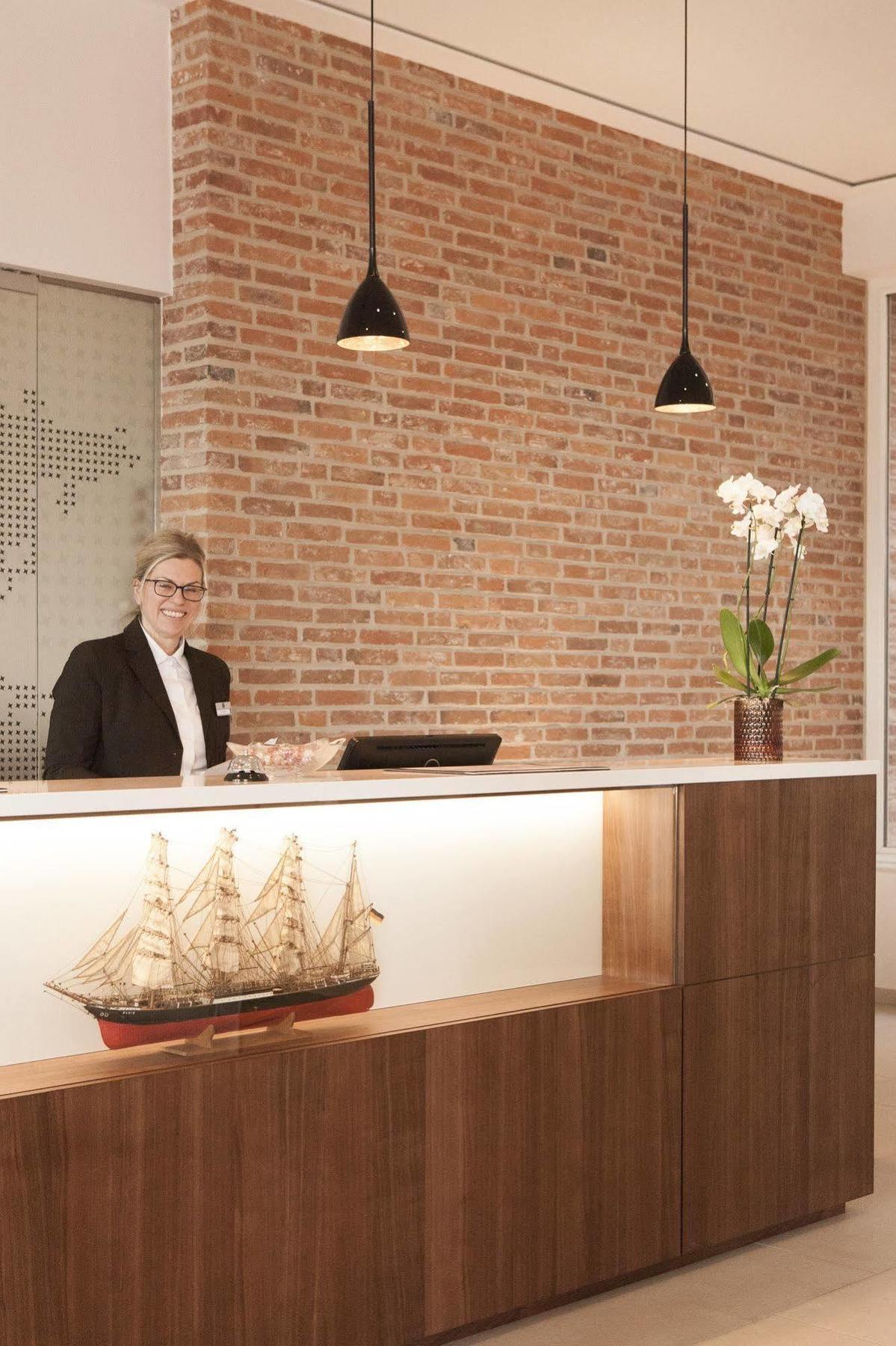 Hotel Hafenspeicher Leer Kültér fotó